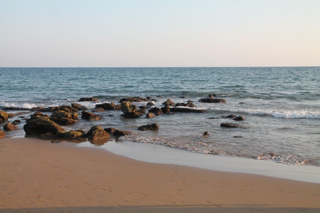 Strand  Mary Hotel Side