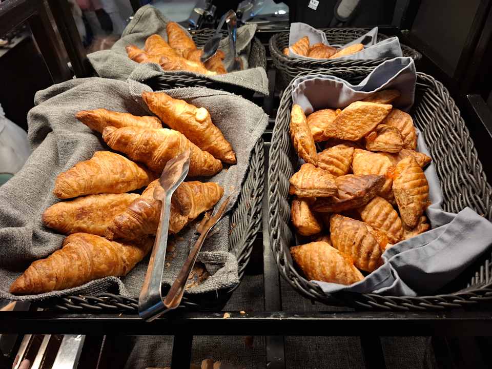 Gastro ibis Lviv Center