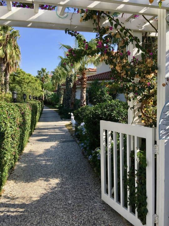 Weg zum Villen-Park Paloma Oceana