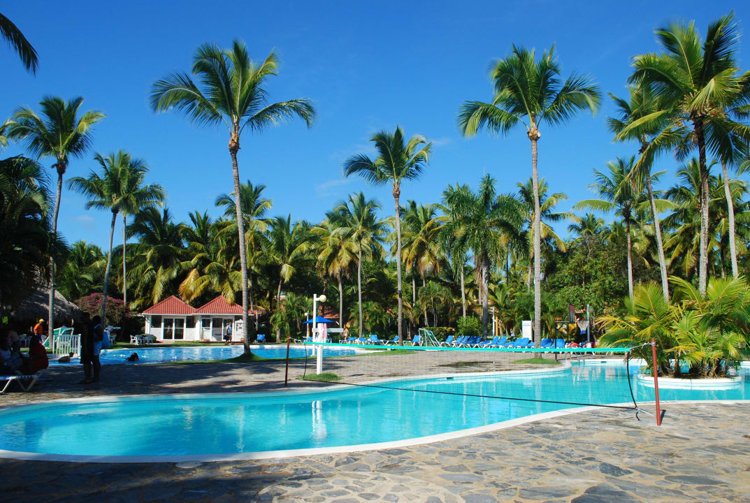 Бассейн отеля Wyndham Alltra Samana