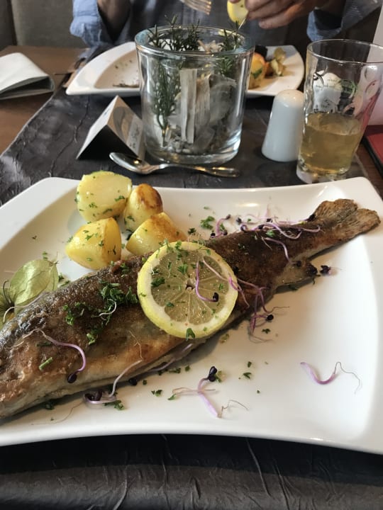 Gastro Hotel Die kleine Blume