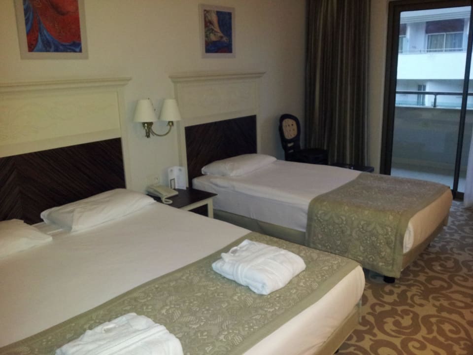 Doppelzimmer mit 3 Betten Aydinbey Kings Palace & Spa