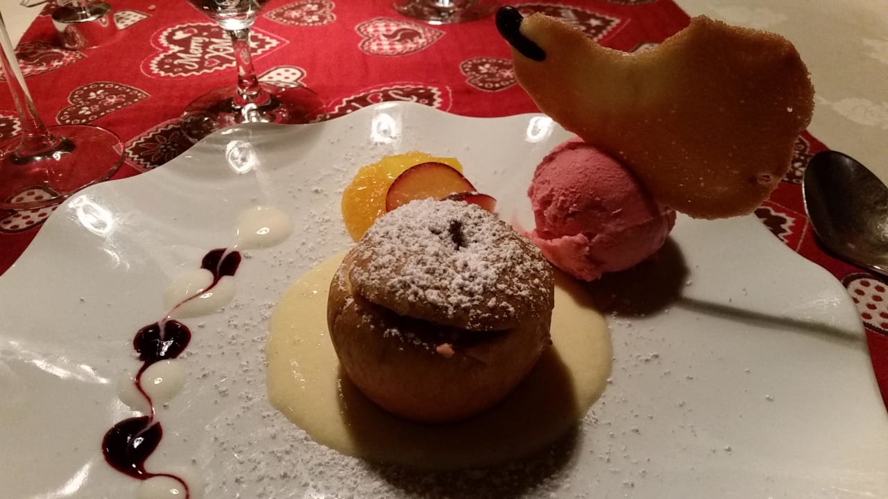 Dessert Bratapfel Hotel Zum Ochsen