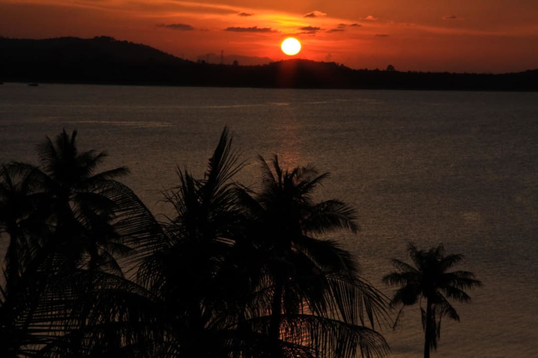 Traumhafte Sonnenuntergänge von der Terrasse Fair House Villas & Spa