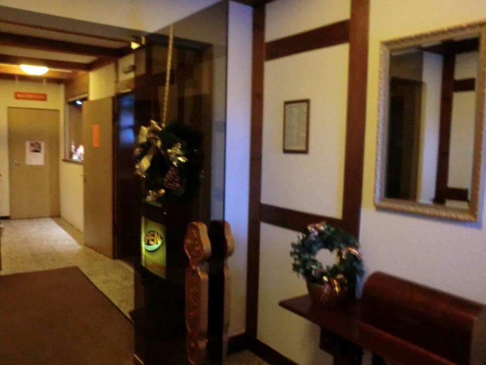 Eingang Landgasthof-Hotel Zur scharfen Ecke