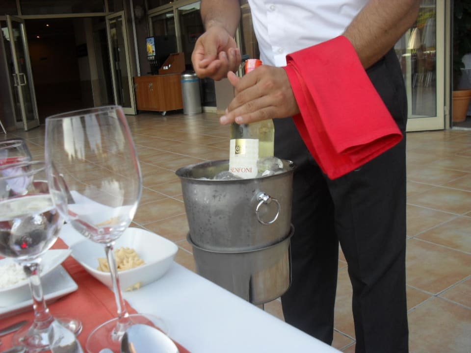 Lecker Wein Hane Family Resort