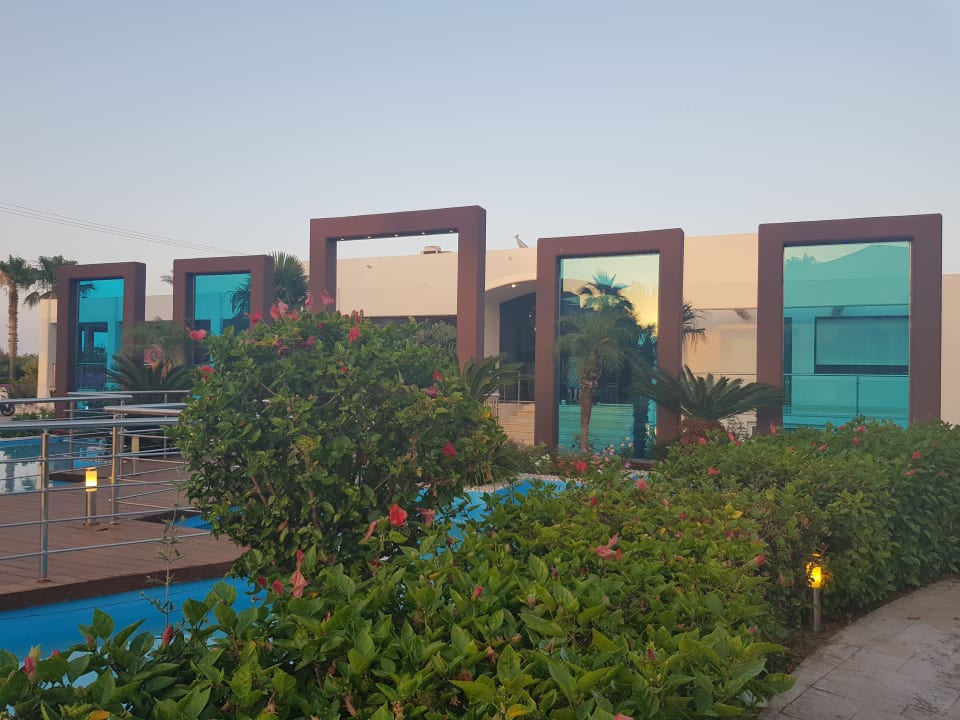 Außenansicht Afandou Bay Resort Suites
