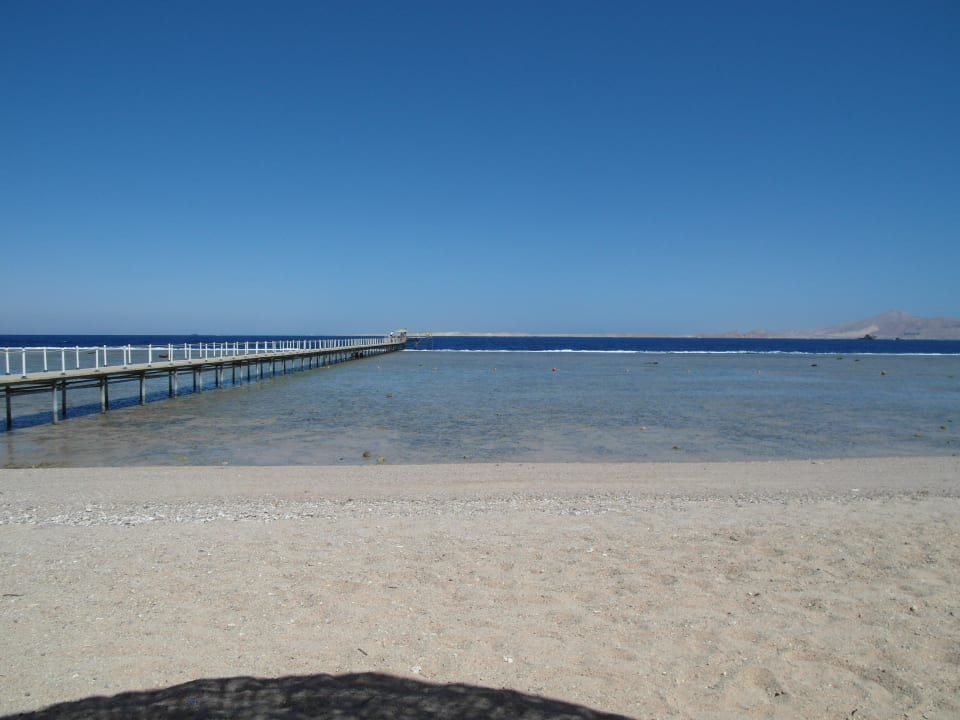 Steg ins Meer Charmillion Gardens Aquapark