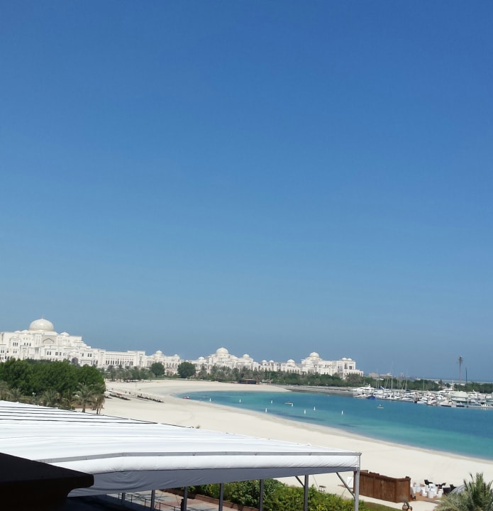 Strand Emirates Palace Mandarin Oriental