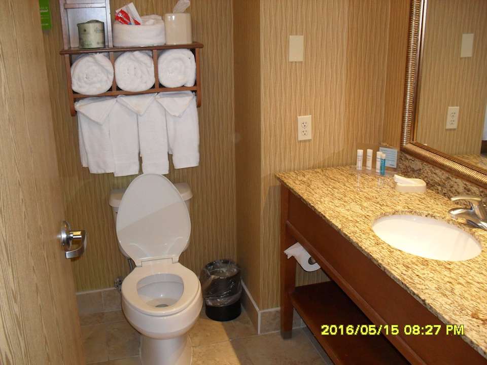 Blick ins Bad Hotel Hampton Inn Tallahassee Central