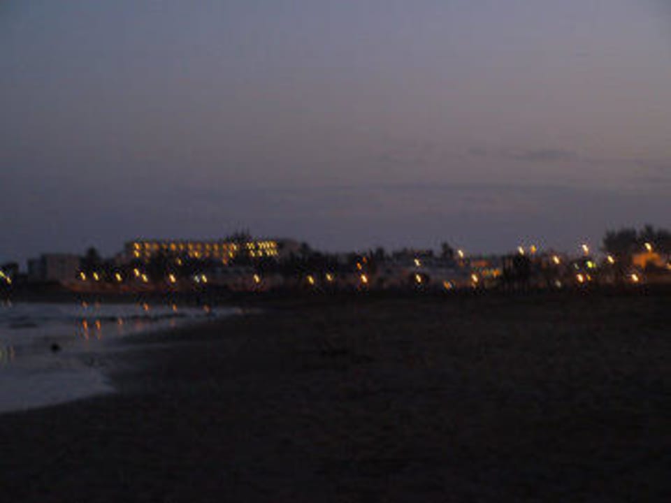 Strand vor dem Hotel Hotel Riu Paraiso Lanzarote
