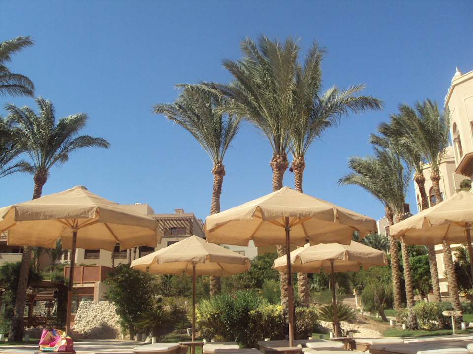 Alte sonnenschirme Makadi Palace