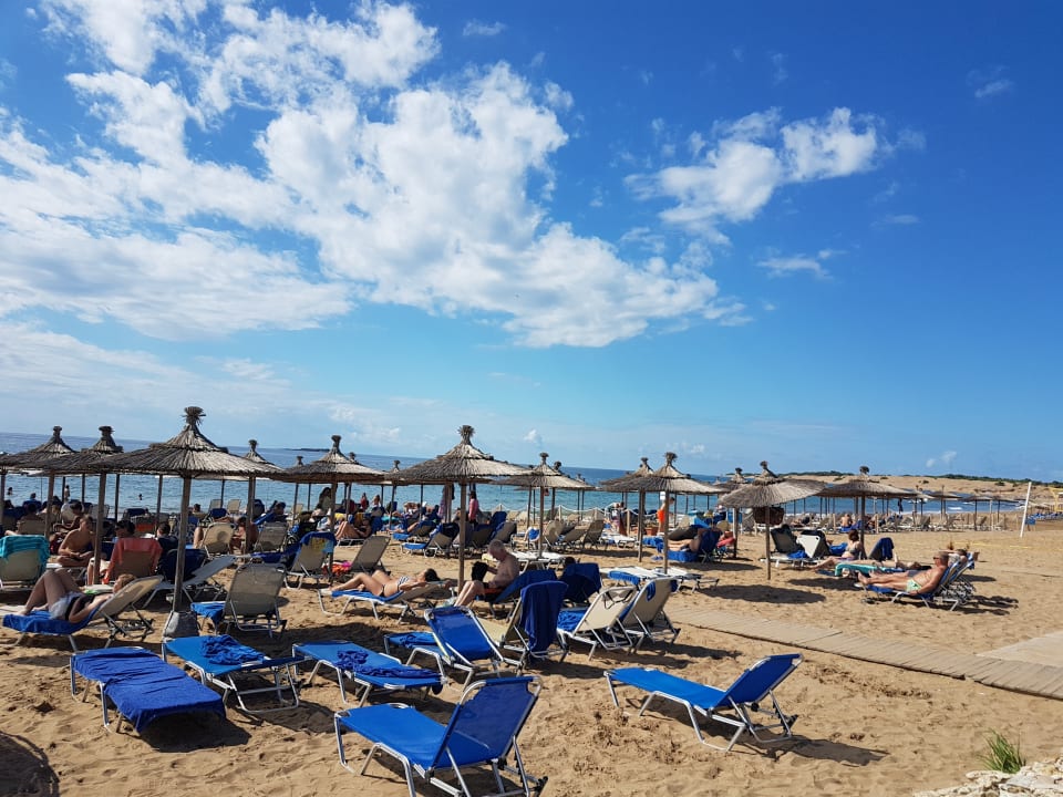 Strand Sandy Beach Resort