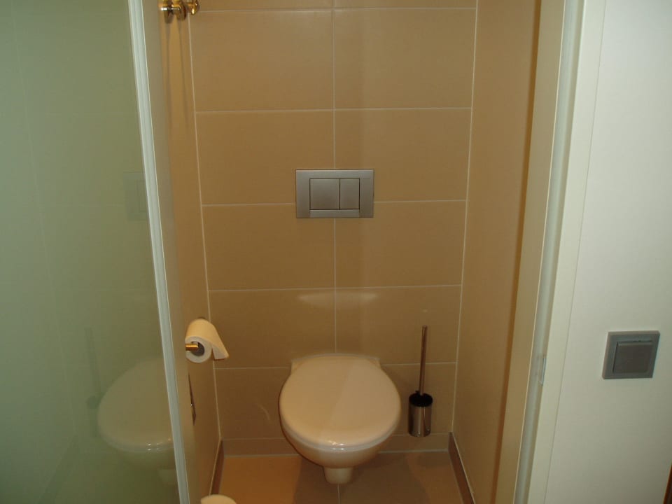 Toilette ist separat Park Inn by Radisson Berlin Alexanderplatz