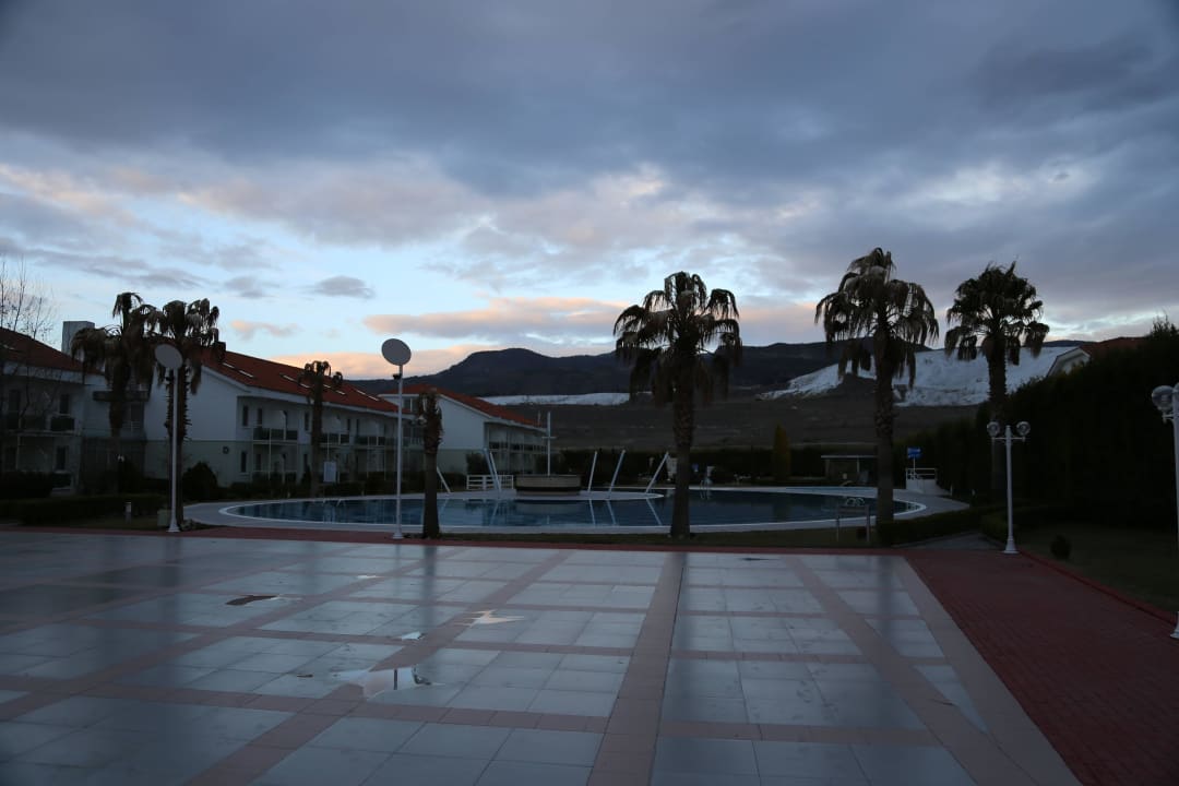 Außenpool Tripolis Hotel