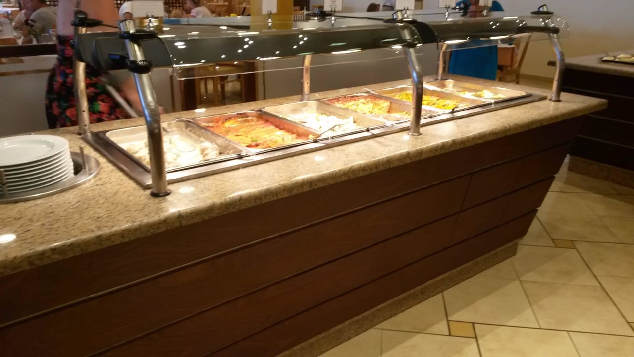 Restauracja główna Grand Hotel Holiday Resort