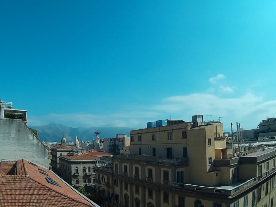 Ausblick ibis Styles Palermo Cristal