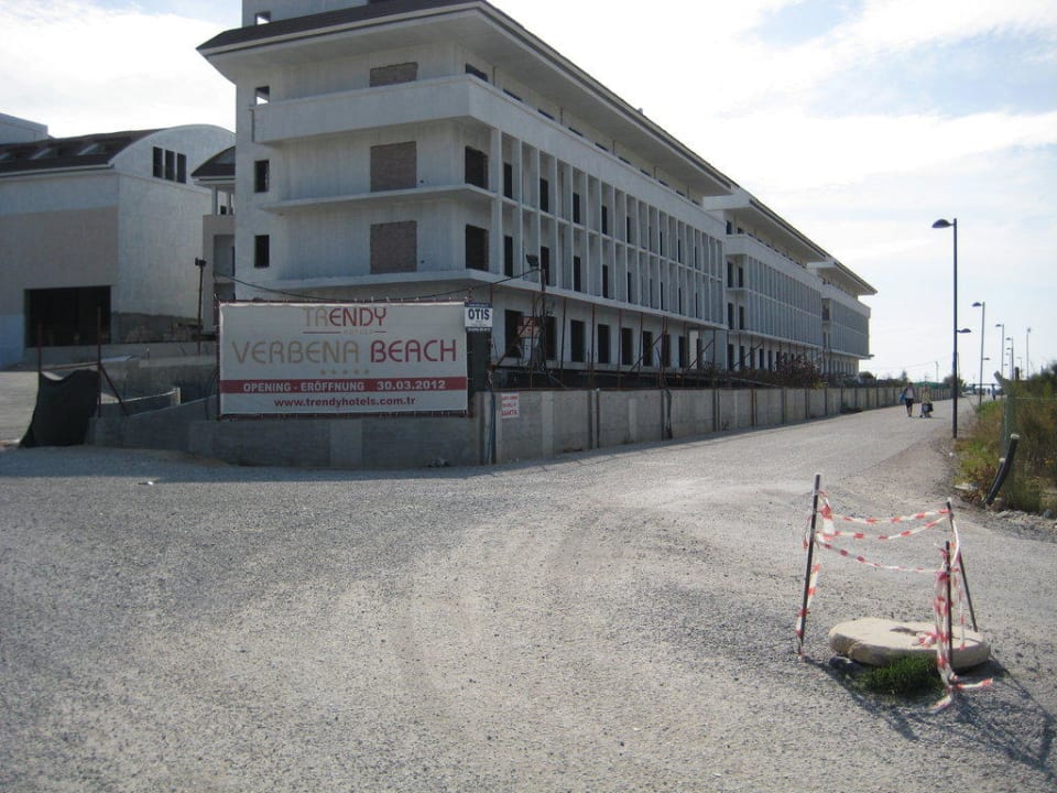 Baustelle neues Trendy Hotel Sentido Trendy Verbena Beach