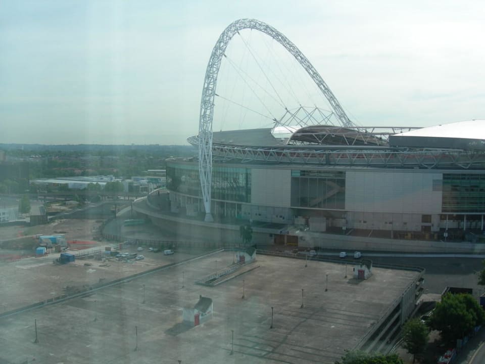 Sicht aufs Wembley Stadion Hotel ibis London Wembley