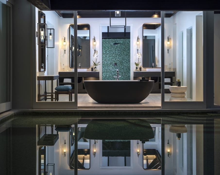 Zimmer Naladhu Private Island Maldives