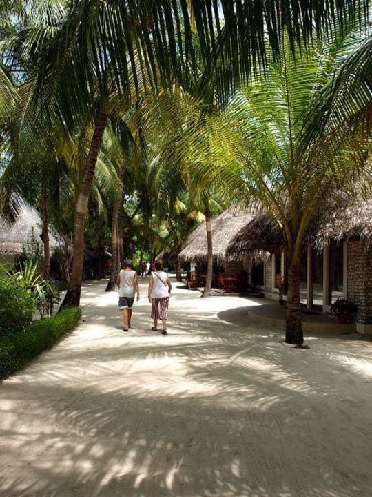 Hauptstraße / Einkaufsstraße Kuredu Island Resort & Spa