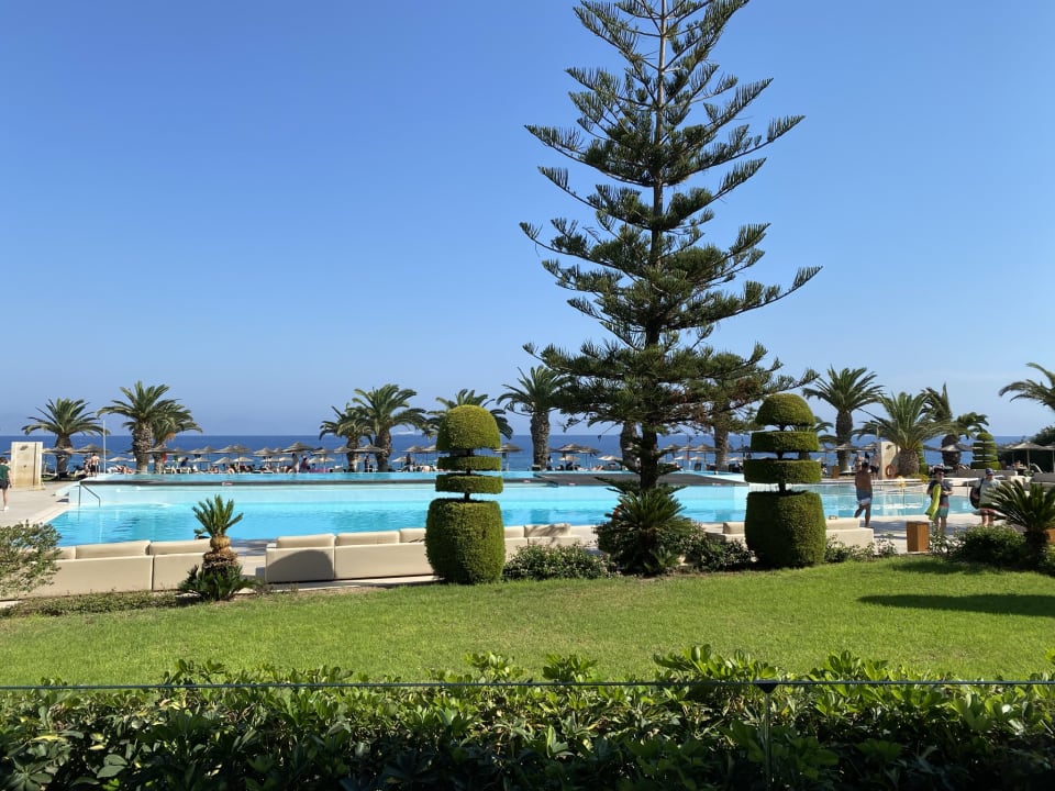 Ausblick The Ixian Grand & All Suites