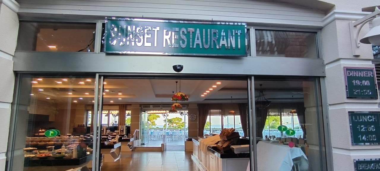 Gastro Can Garden Beach