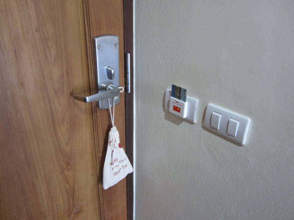 Eingangstür Avani Ao Nang Cliff Krabi Resort