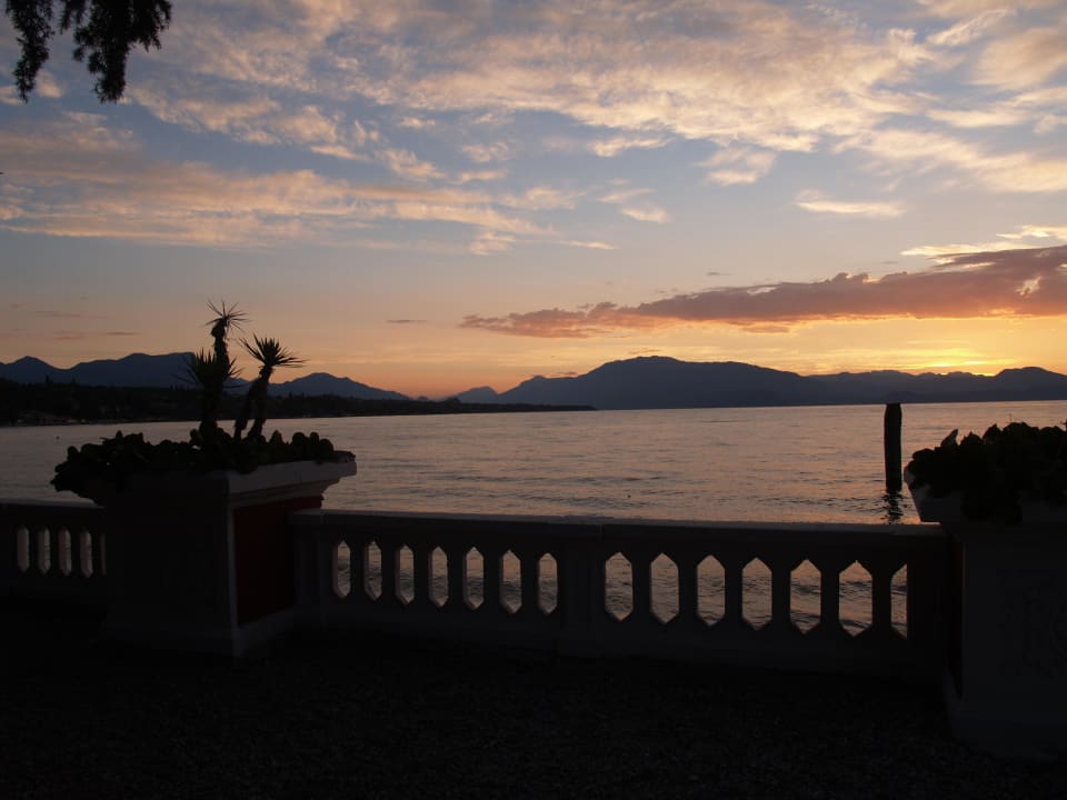 Seeblick Villa Garuti Residence