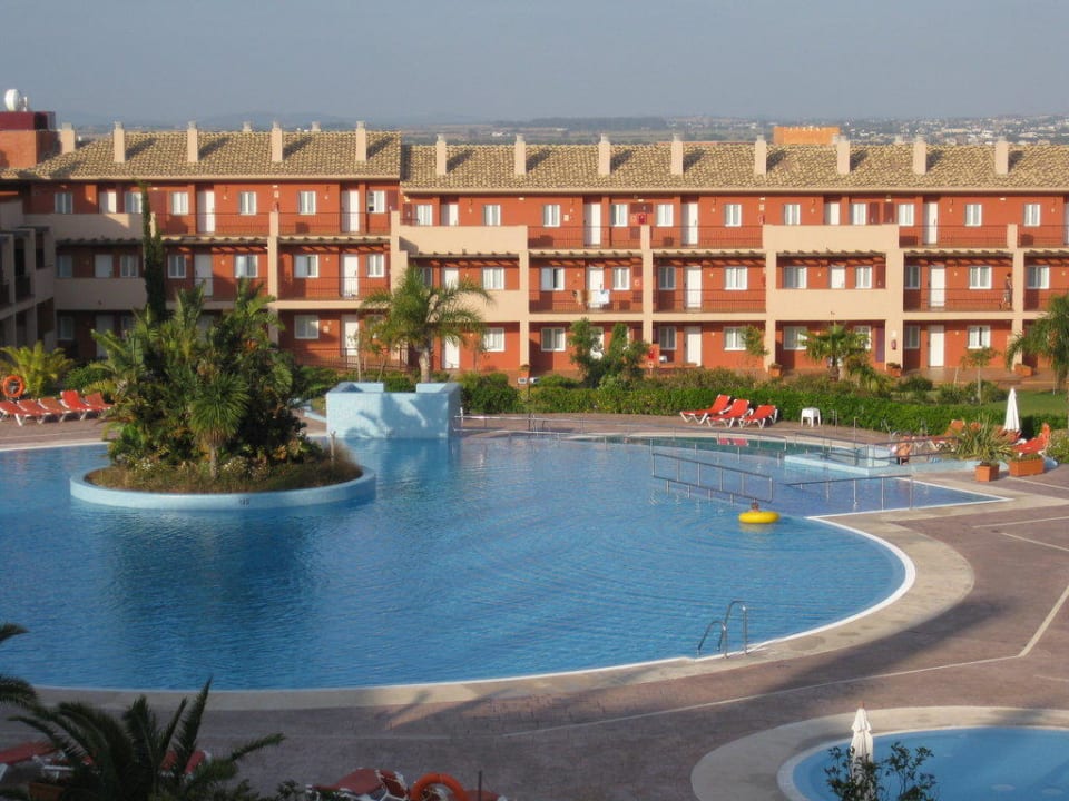 Pool Ilunion Sancti Petri