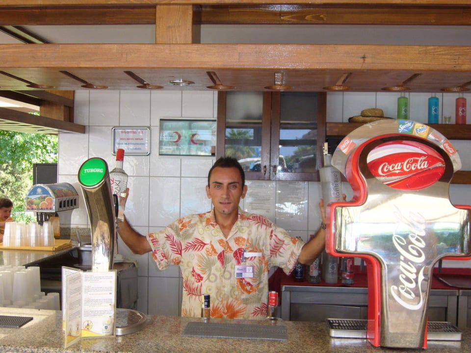 Murat von der Poolbar Hane Family Resort