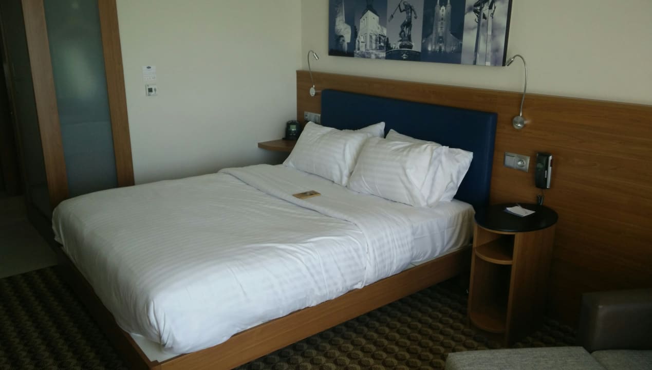 Zimmer Hampton By Hilton Gdańsk Airport