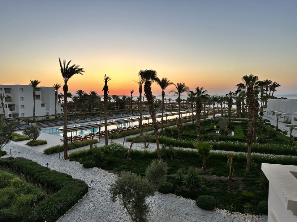 Gartenanlage Serry Beach Resort