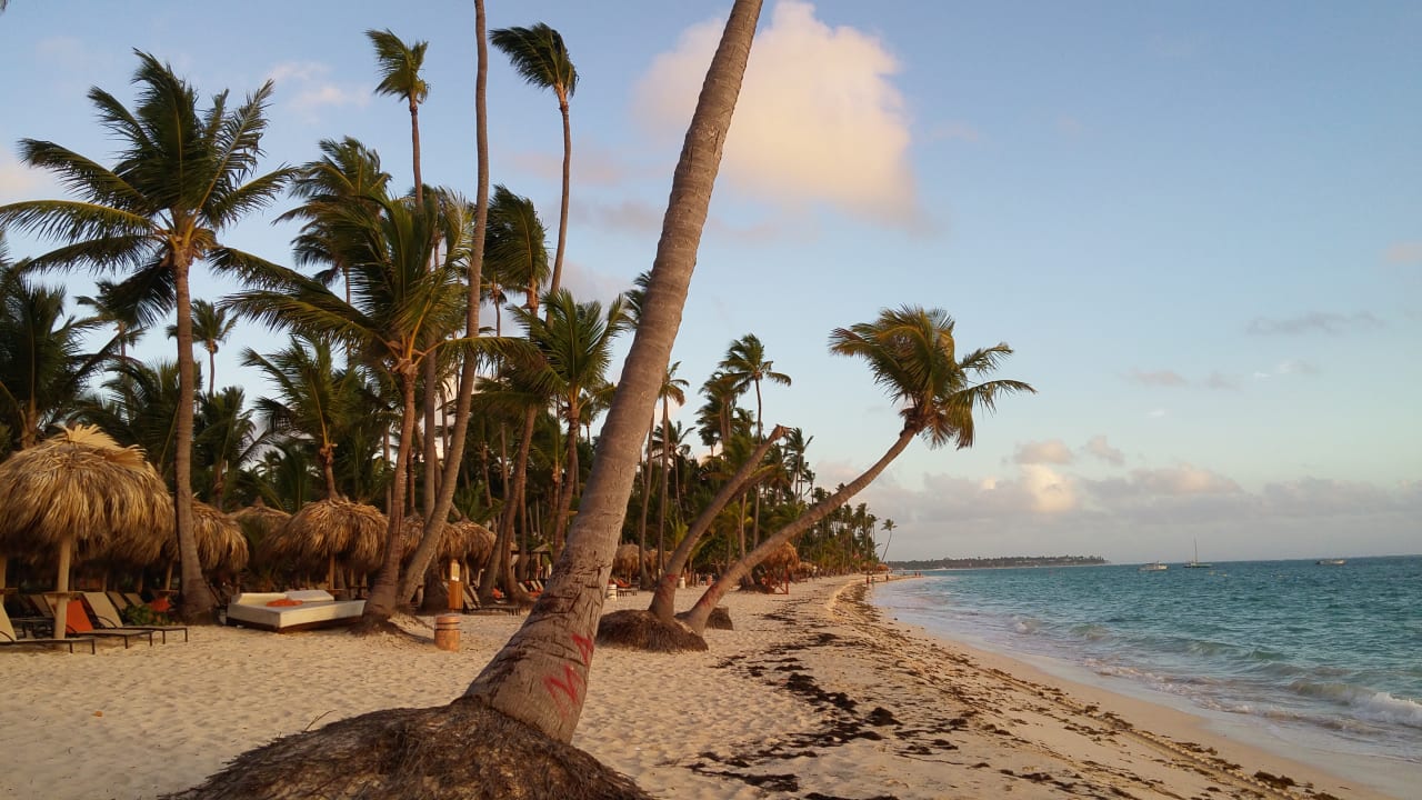 Strand Hotel Grand Palladium Palace Resort, Spa & Casino