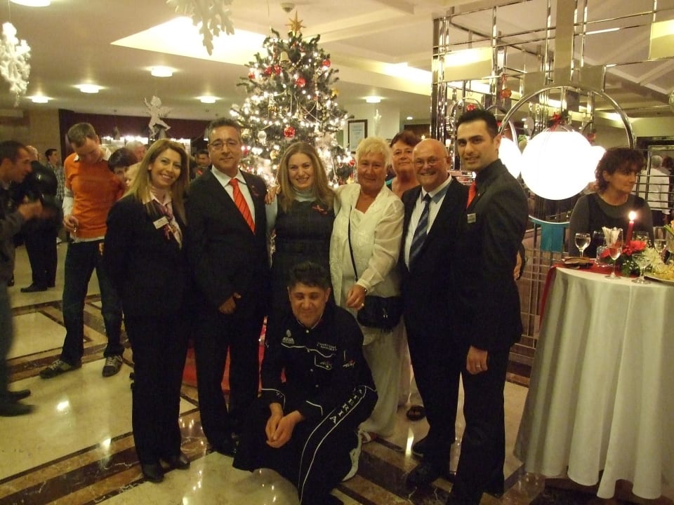 Die Hoteldirektion bedankt sich bei ihren Gästen Side Star Elegance