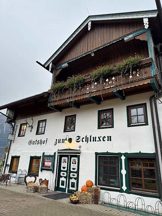 Außenansicht Gutshof zum Schluxen