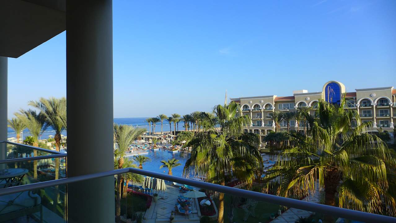 Ausblick Premier Le Reve Hotel & Spa