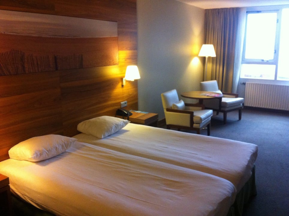 "Twin-Betten" Hotel NH Zandvoort (Zandvoort) • HolidayCheck (Nordholland | Niederlande)