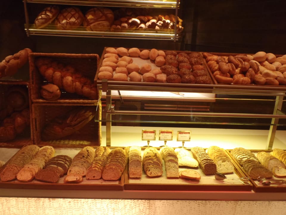 Saffron Atlantis, The Palm