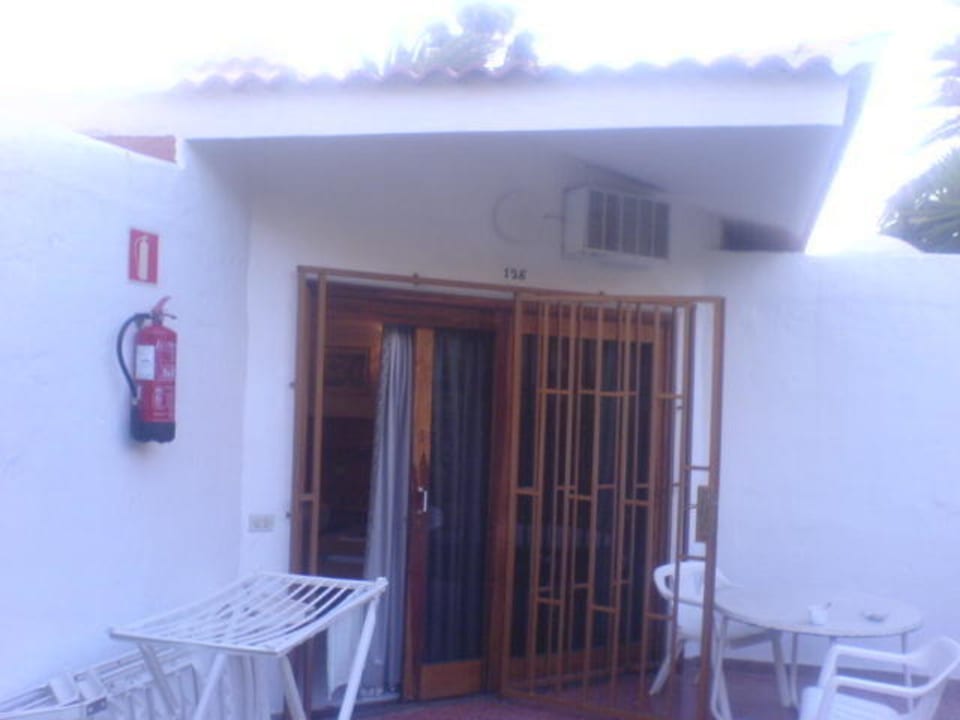 Eingang Bungalow HL Miraflor Suites Hotel