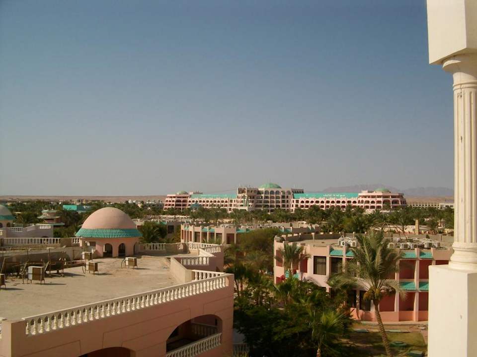Netter Blick bis hin Aquapark Emerald Resort & Aqua Park