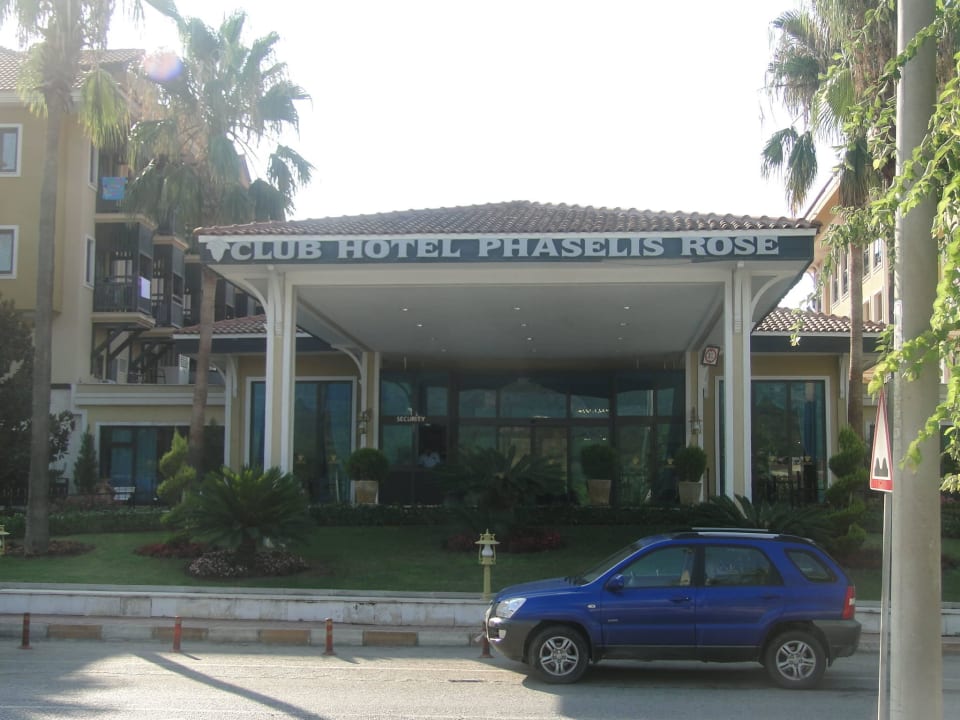 Weejście do hotelu Club Hotel Phaselis Rose