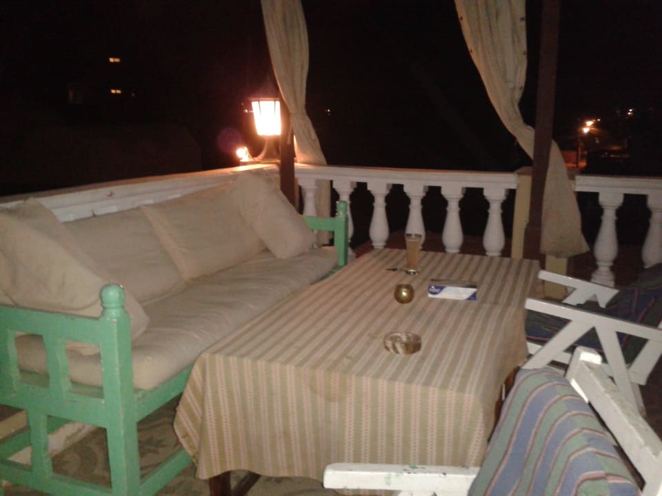 Dachterrasse bei Nacht Villa Nile House
