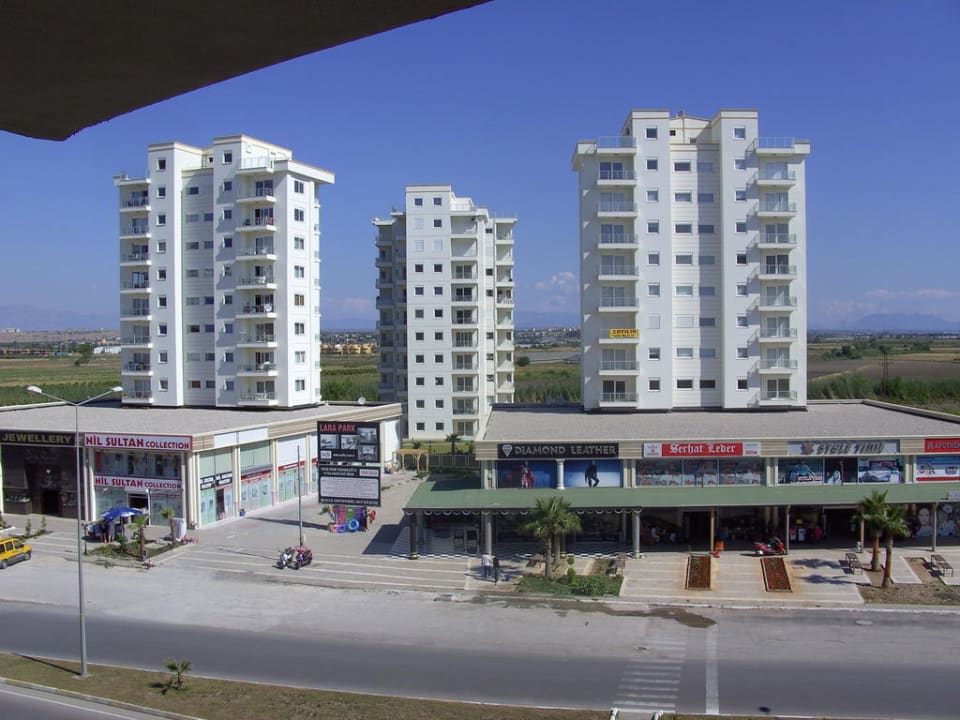 Blick aus dem Familienzimmer Limak Lara Deluxe Hotel & Resort