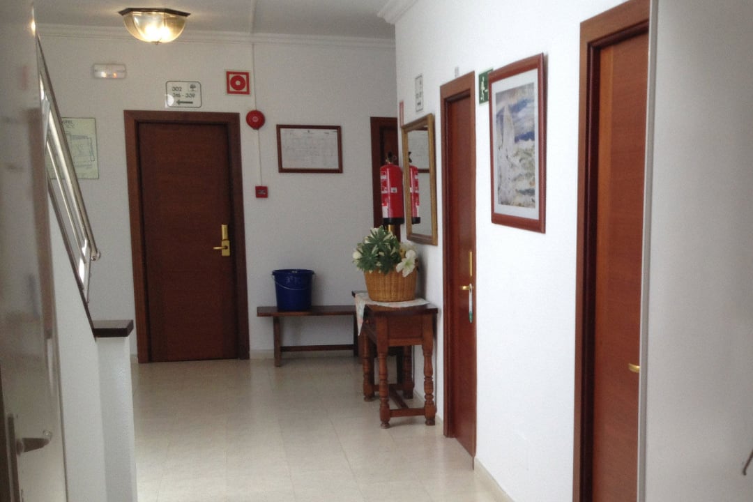 Flur/Gang zum Zimmer Hotel More