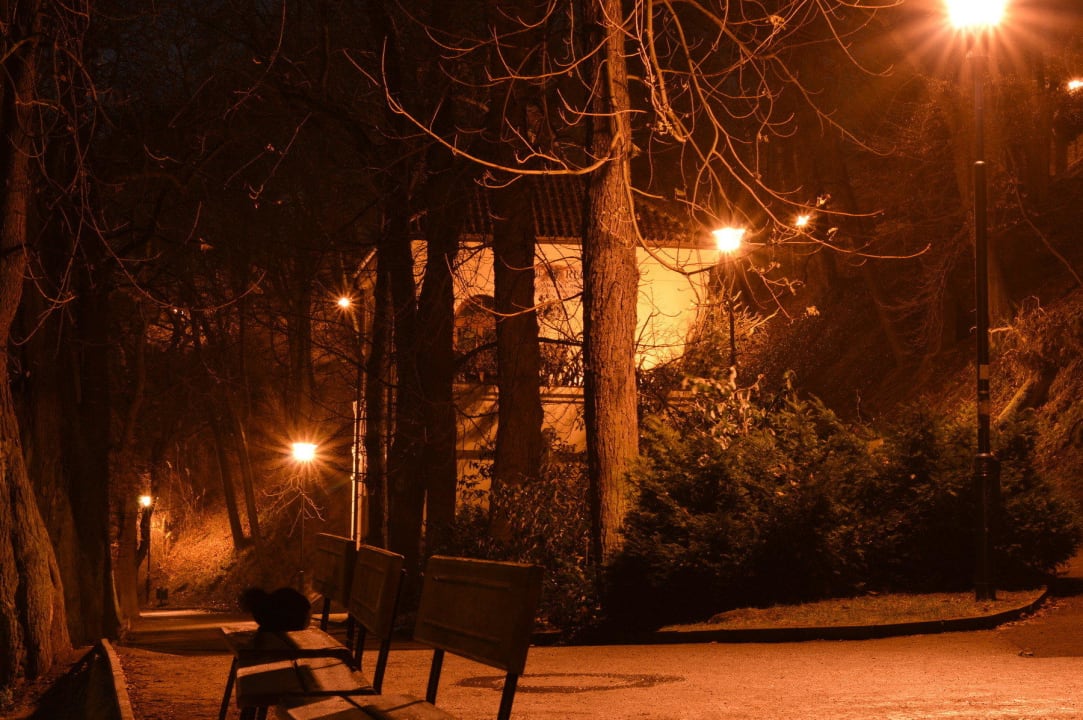 Территория у отеля Hotel Nebozizek