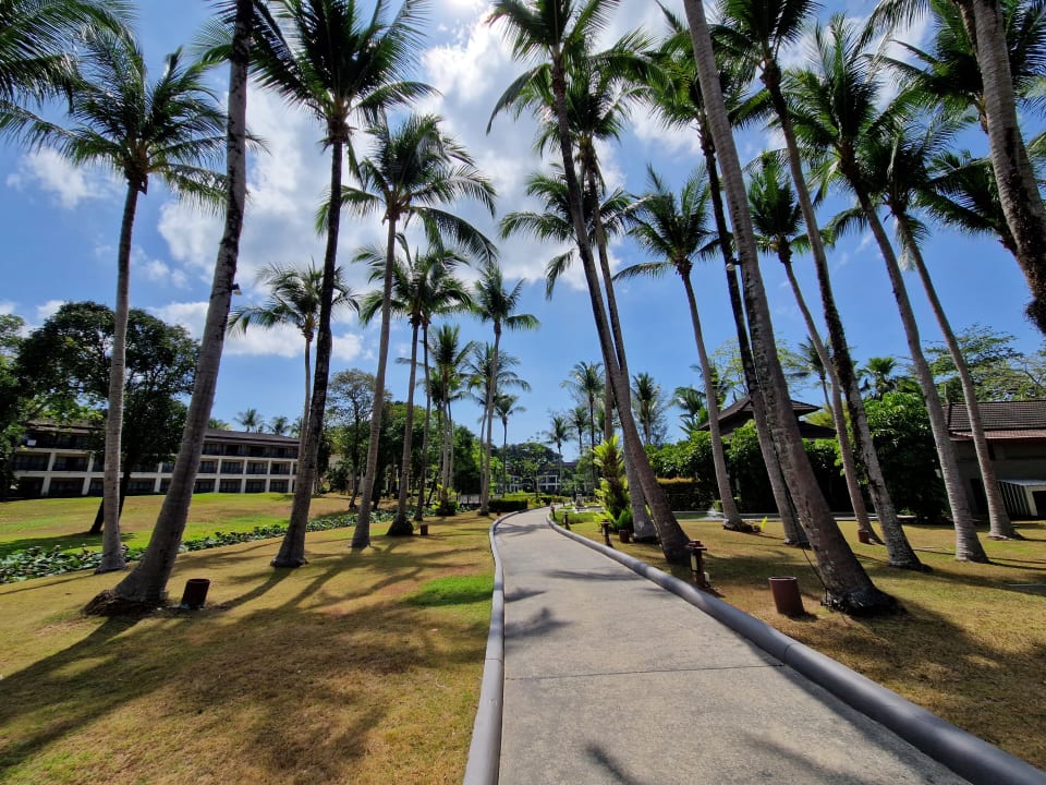 Gartenanlage Dusit Thani Krabi Beach Resort