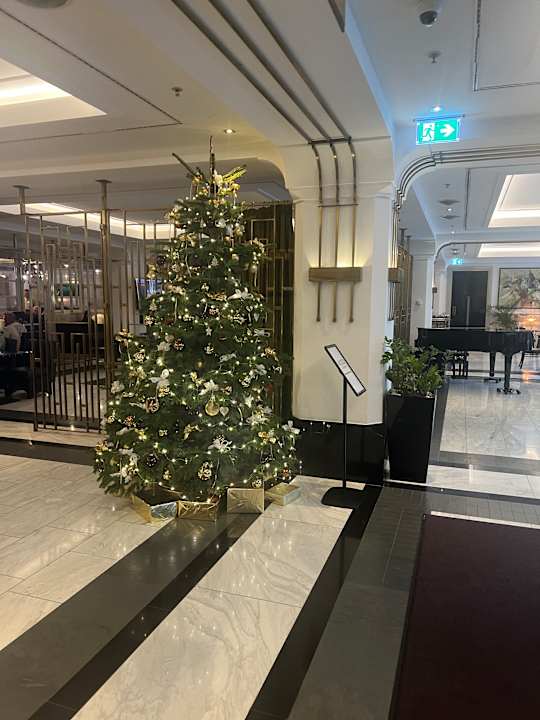 Lobby Hilton Prague Old Town