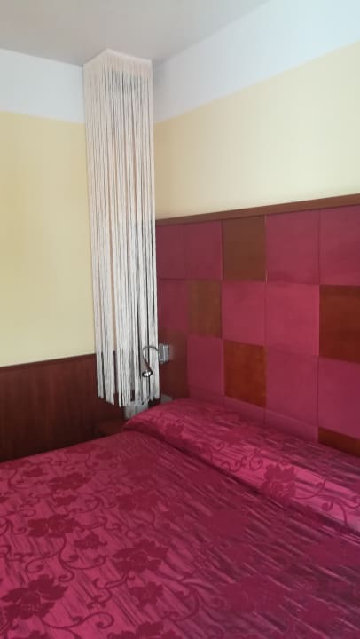 Zimmer Color Hotel
