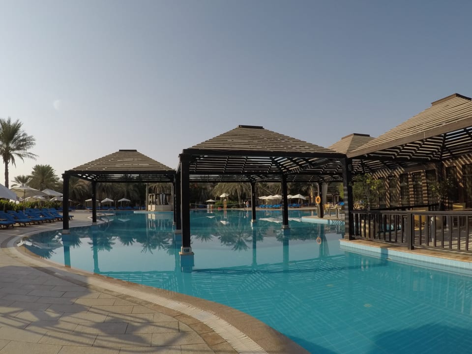 Pool Miramar Al Aqah Beach Resort